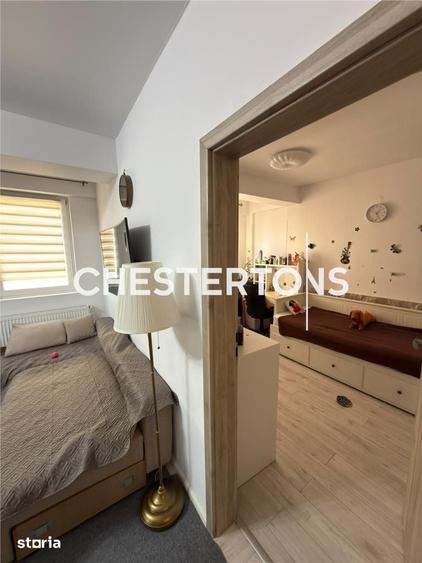 Apartament cu 3 camere decomandat în Central