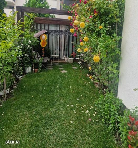 Apartament cu 3 camere, mobilat în Băneasa