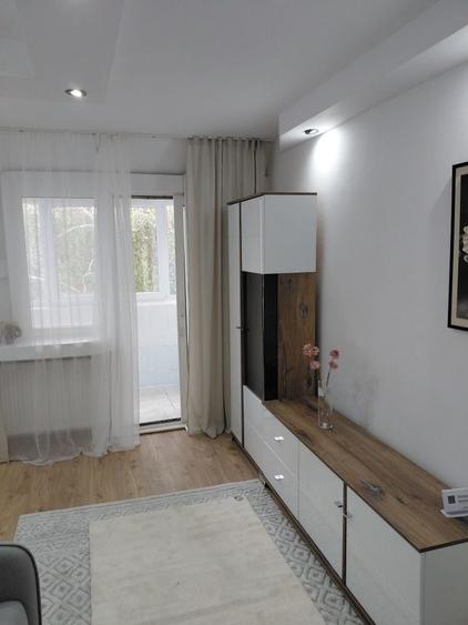 Apartament cu 2 camere nedecomandat în Exterior Vest