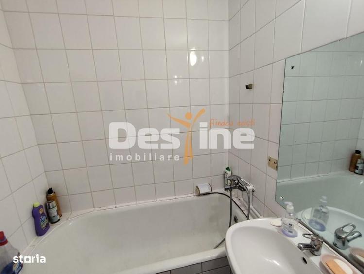 Ultracentral, 2 camere decomandat, zona Hale, 50.4mp Su. - 5