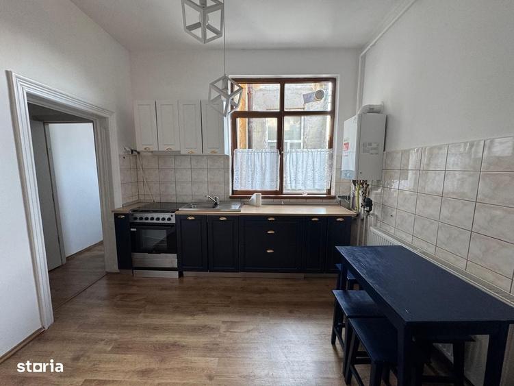 Apartament cu 4 camere în Cotroceni
