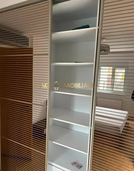 Apartament cu 3 camere semidecomandat, mobilat în Chitila