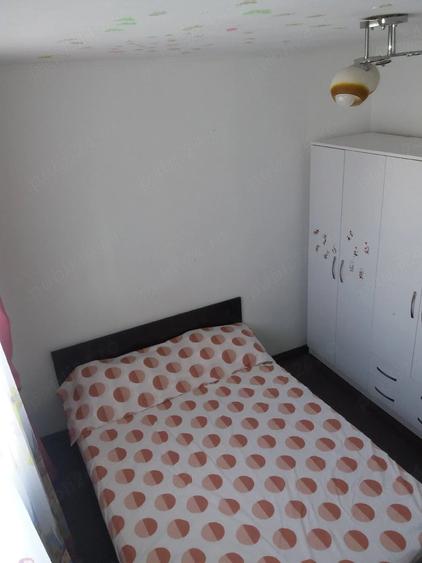 Apartament cu 2 camere decomandat în Tei
