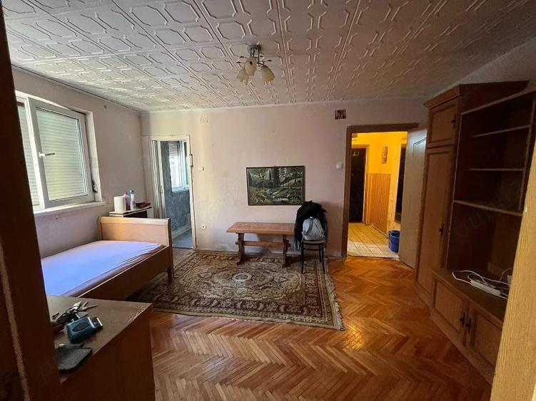 Apartament cu 2 camere nedecomandat în Vitrometan