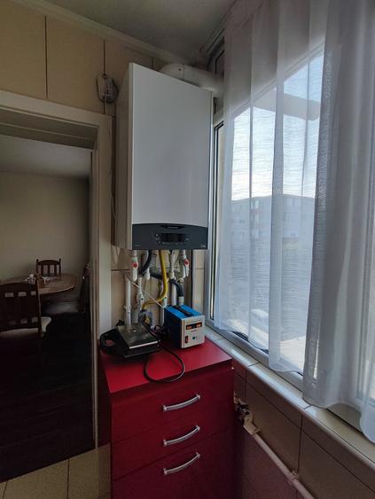 Apartament cu 3 camere decomandat în Inel I