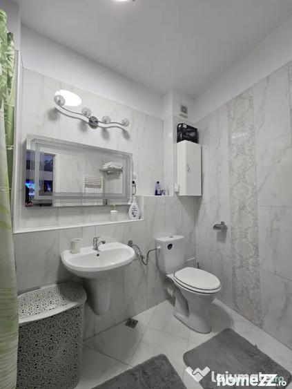 Apartament cu 2 camere semidecomandat în Platoul Izvor