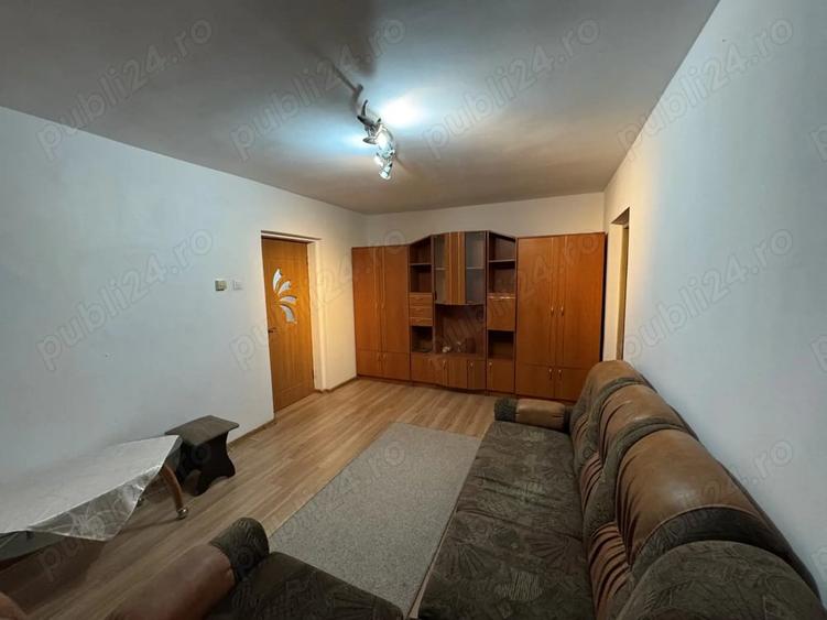 Apartament cu 2 camere semidecomandat în Central