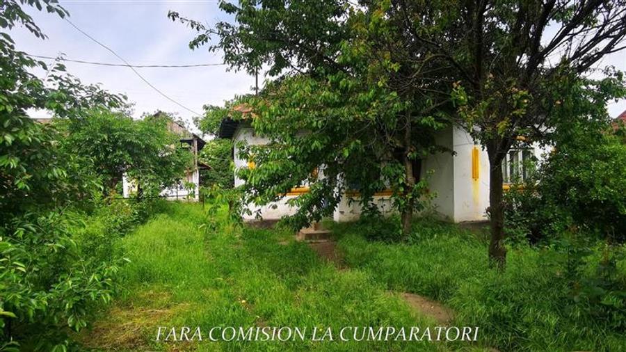 Teren Construcții intravilan de 2539 mp, în Râureni