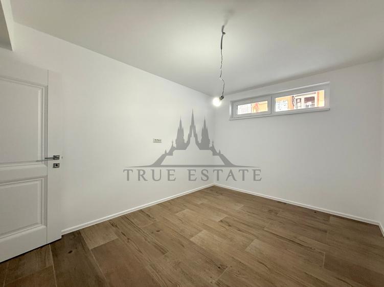 Apartament cu 3 camere decomandat în Moșilor