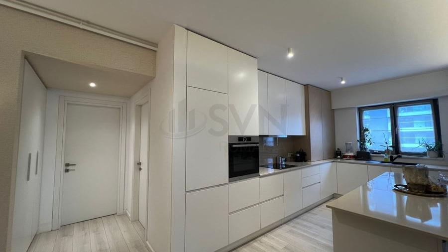 Apartament cu 3 camere decomandat, mobilat în Floreasca