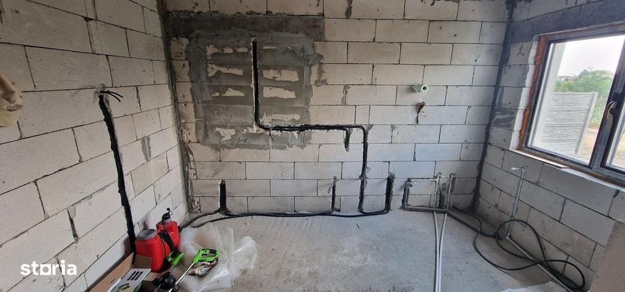 Vila P+1, zona linistita, pentru doua famili. - 15
