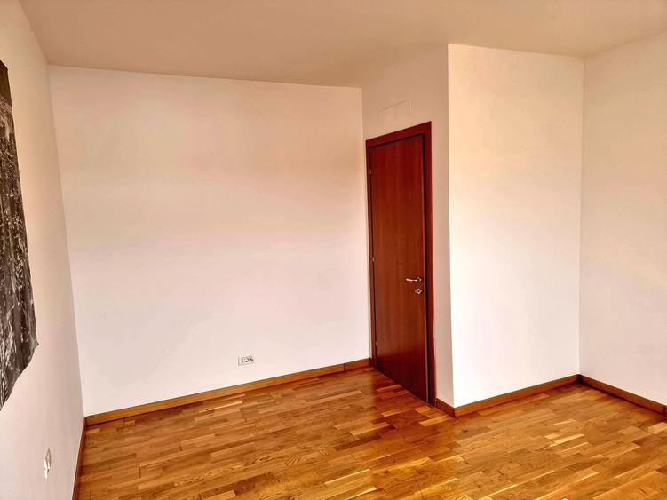 Apartament cu 2 camere decomandat, mobilat în Torontalului