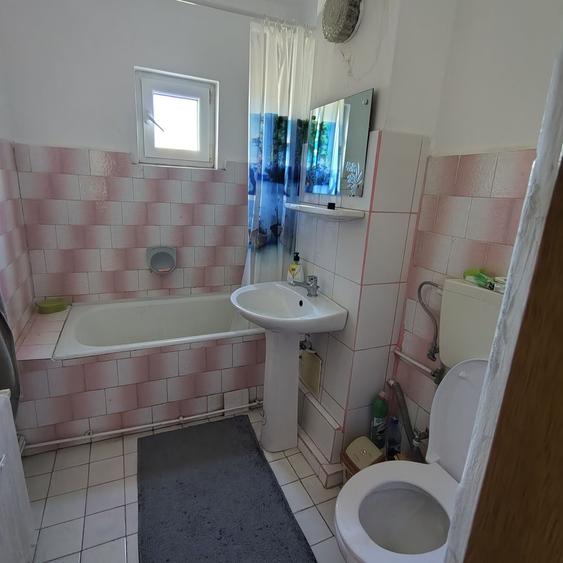 Apartament cu 3 camere decomandat în Porolissum
