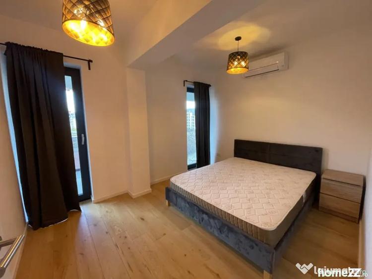 Apartament cu 3 camere decomandat în Băneasa