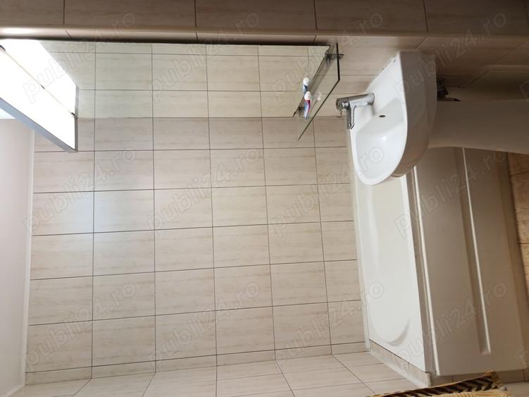 Apartament cu 2 camere semidecomandat în Colentina