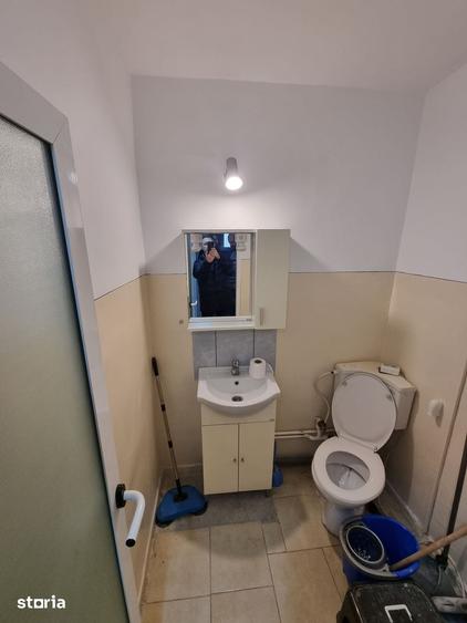 Apartament cu 3 camere decomandat în Poarta 6