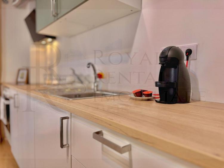 Apartament cu 2 camere semidecomandat, mobilat în Bulgaria