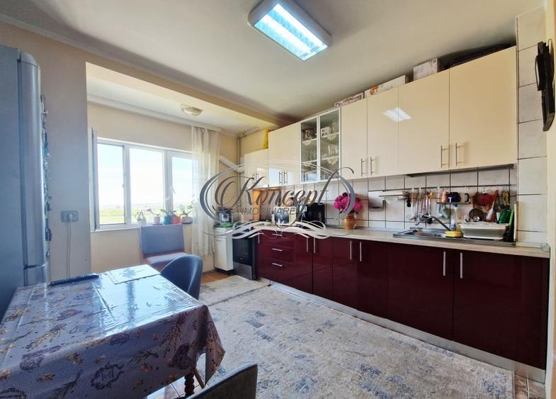 Apartament cu 2 camere decomandat, mobilat în Între Lacuri