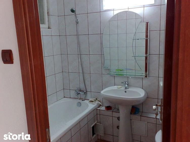 Apartament cu 2 camere, mobilat în Pajura