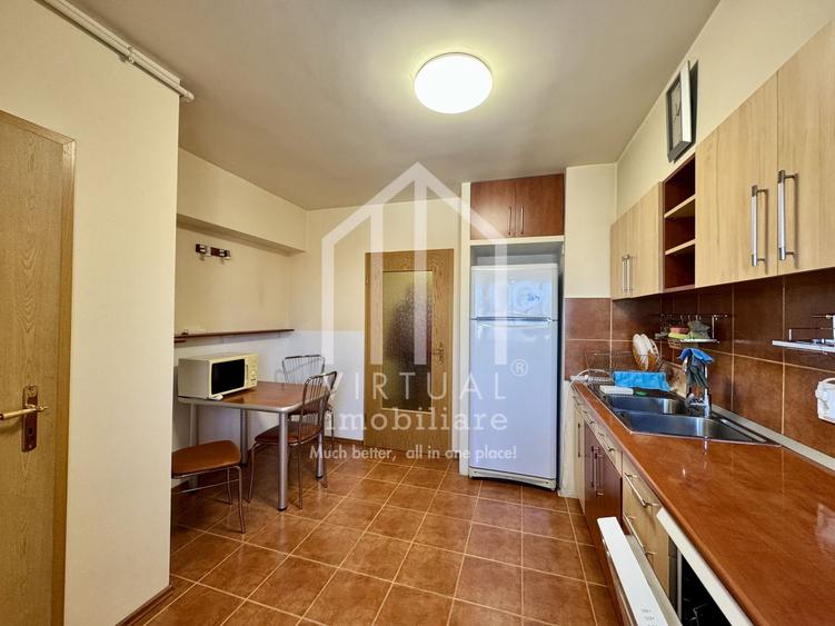 Apartament cu 3 camere decomandat în Mihai Viteazul