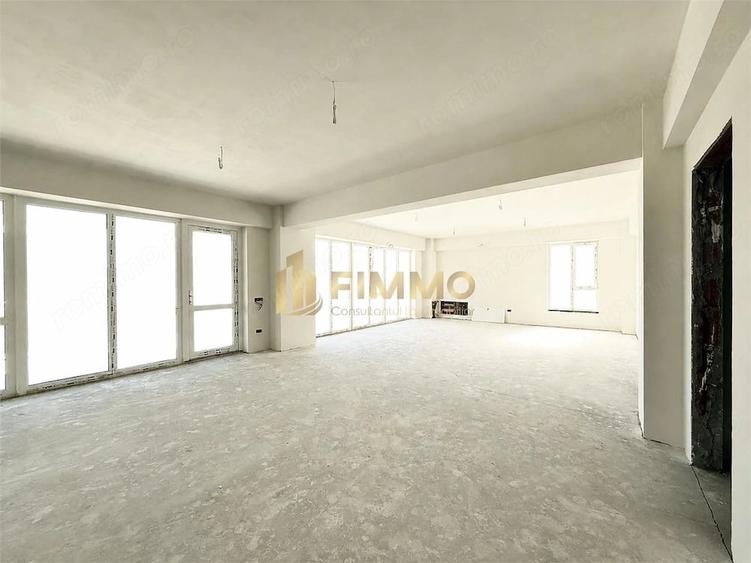 Spațiu comercial, de 132 mp, în Poieni-Suceava
