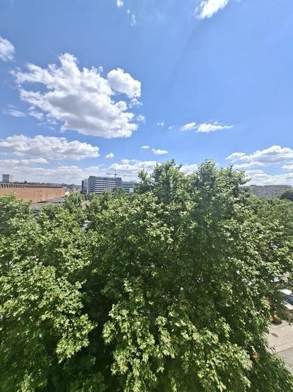 Obor, Mihai Bravu, langa metrou - 7