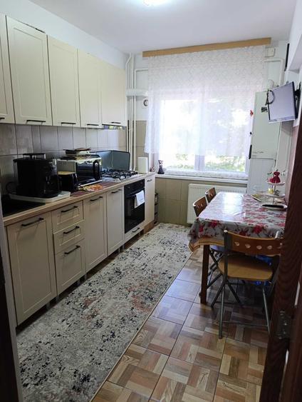 Apartament cu 2 camere semidecomandat în Gară
