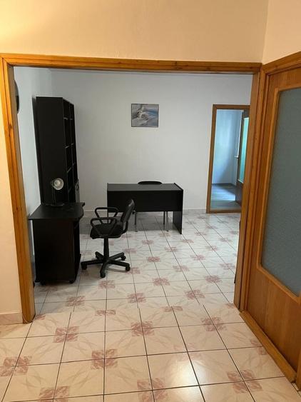 Spațiu comercial, de 50 mp, în Central