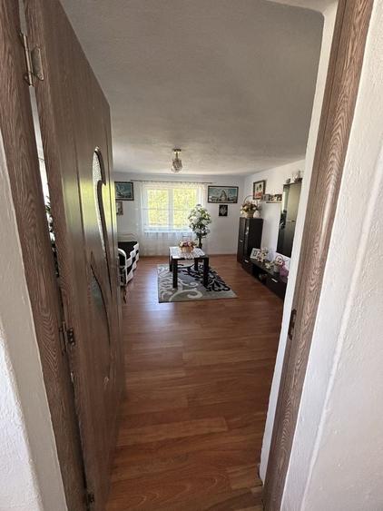 Casă cu 4 camere în Huta