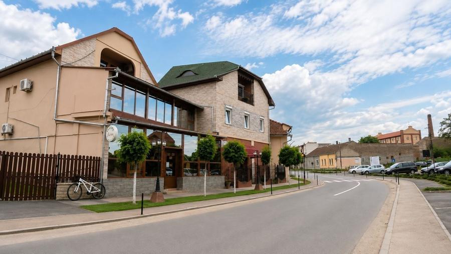 Spațiu comercial, de 398 mp, în Central