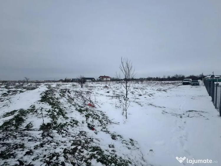 Teren de 2500 mp, în Malu Mare
