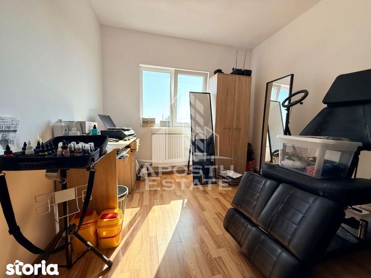 Apartament cu 3 camere, mobilat în Girocului