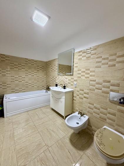 Apartament cu 2 camere decomandat în Florești