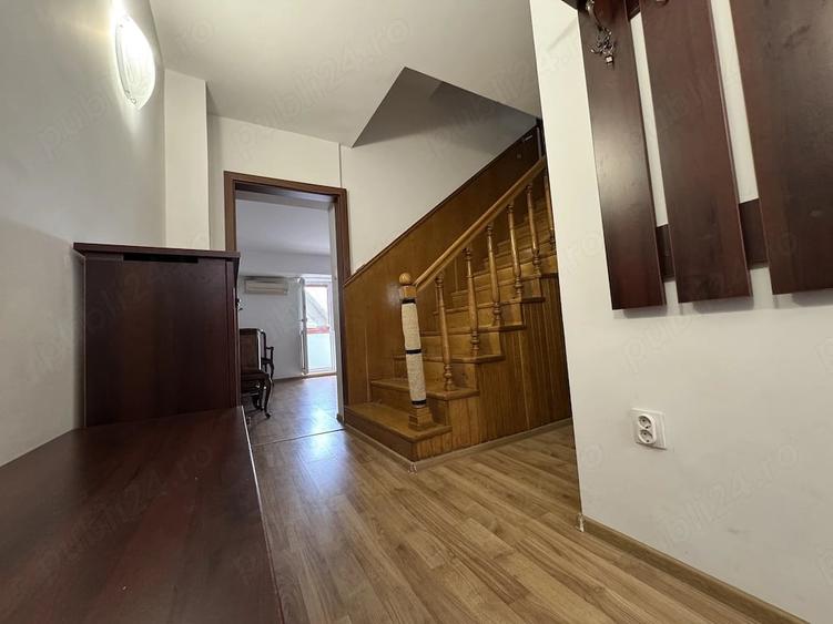 Apartament cu 4 camere decomandat în Iancului