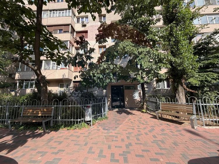 De vanzare Apartament 2 cam zona Titan - Auchan - 4