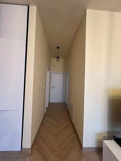 Apartament cu 3 camere decomandat, mobilat în Bună Ziua