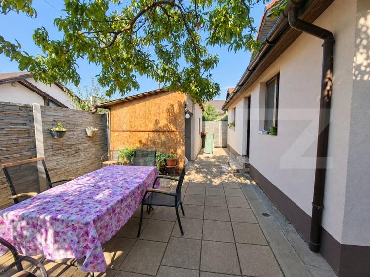 Casă individuală cu 3 camere cu Canalizare în Malu Mare