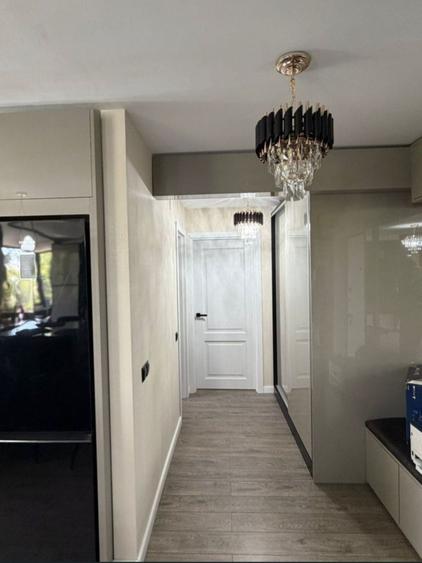 Apartament cu 2 camere decomandat în Calea București
