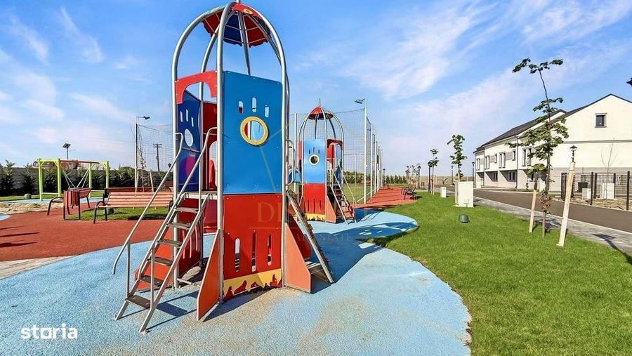 Casă cu 4 camere cu Teren 250 Mp în Săcălaz
