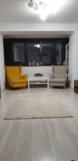 Apartament cu 2 camere decomandat în Năvodari Tabără