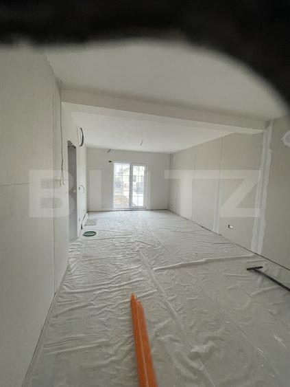 Casă individuală cu 7 camere cu Canalizare în Tecuci