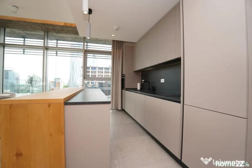 Apartament cu 3 camere decomandat în Floreasca