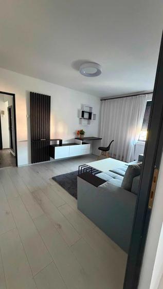 Apartament cu 2 camere semidecomandat în Ultracentral