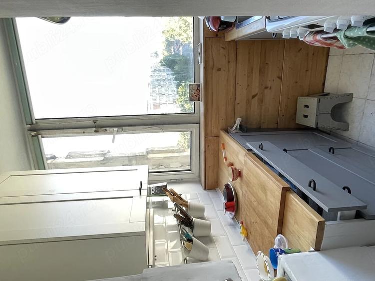 Apartament cu 3 camere decomandat în Circumvalațiunii