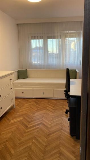 Apartament cu 3 camere decomandat, mobilat în Dorobanți