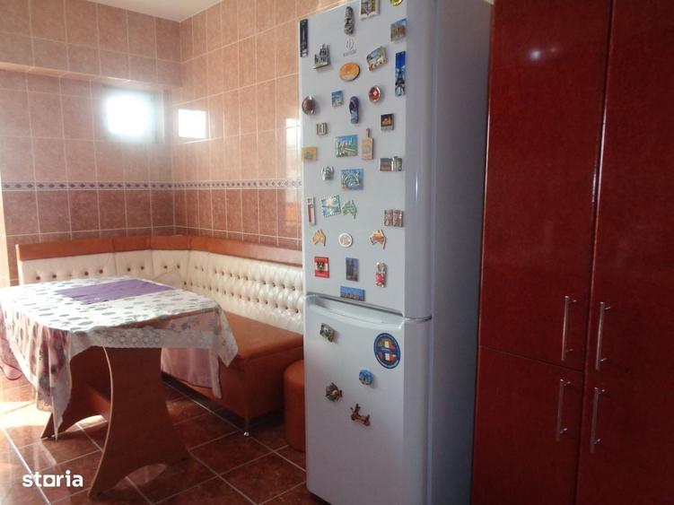 Apartament 3 camere dec, termoteca ,spatios la cheie, 2 bai, VLAICU - 13