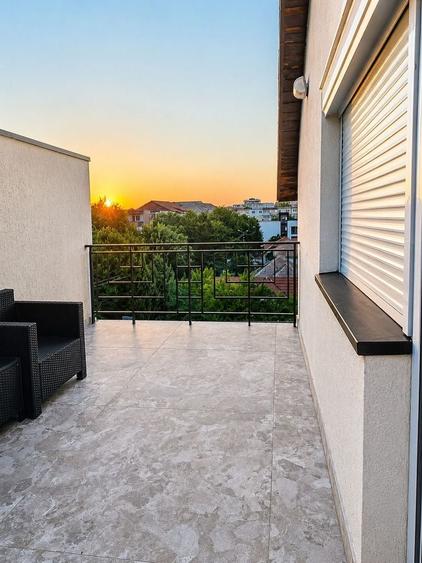 Apartament cu 3 camere, mobilat în Aradului