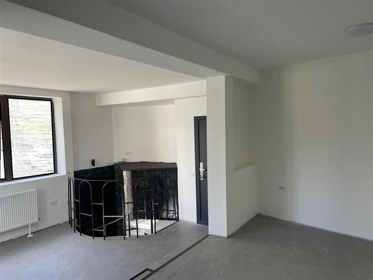 Spațiu comercial, de 78 mp, în Hașdeu