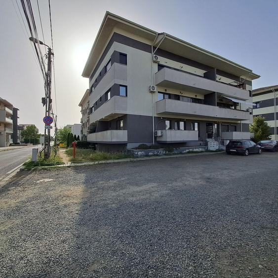 Apartament cu 2 camere nedecomandat în Spitalul Județean