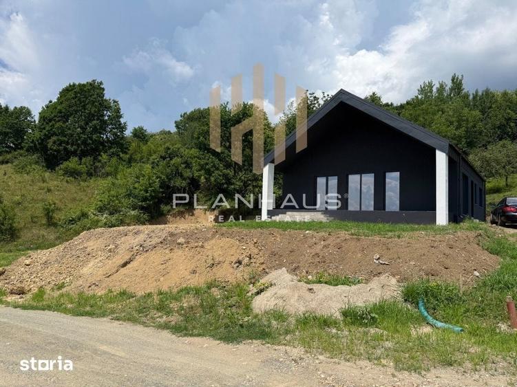 Casă cu 3 camere cu Teren 6 Mp în Central